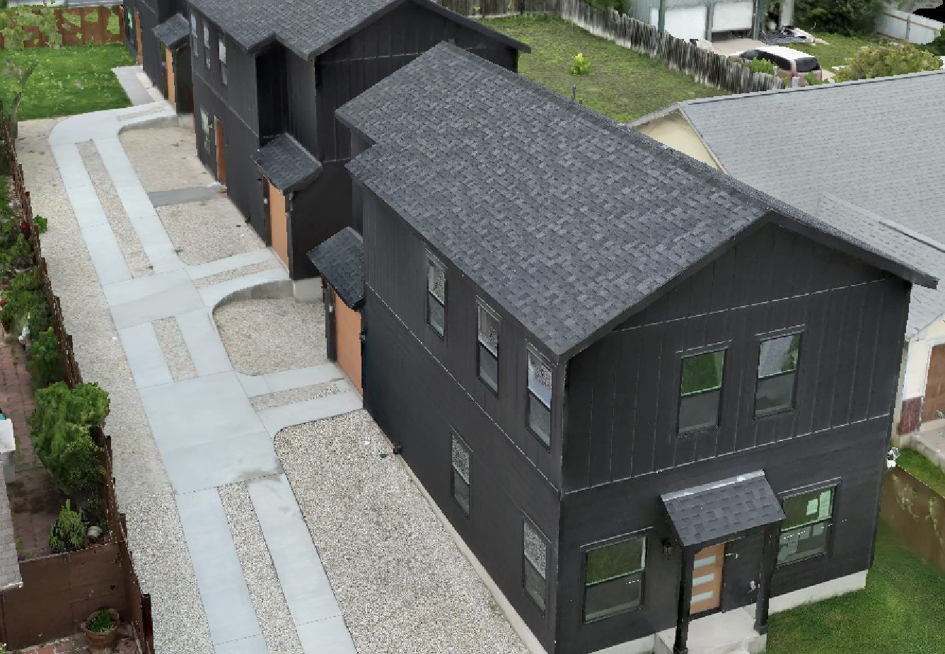 Textured 3D model of a residential structure